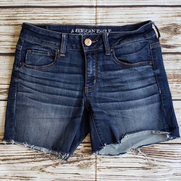 American Eagle 6 denim midi shorts stretch